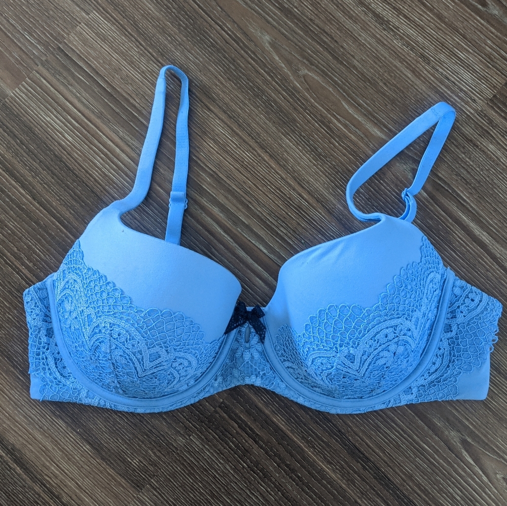 Assorted Bras - Picture 3 of 4